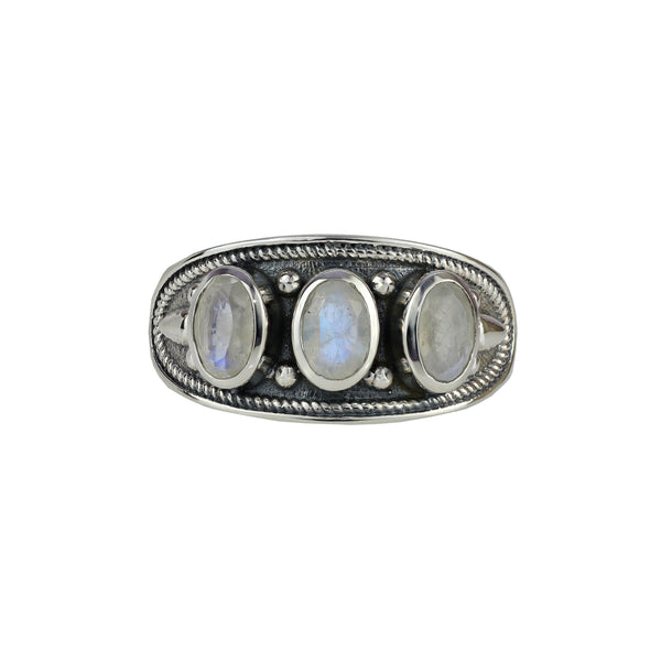 Sterling Silver Moonstone Ring SSR423
