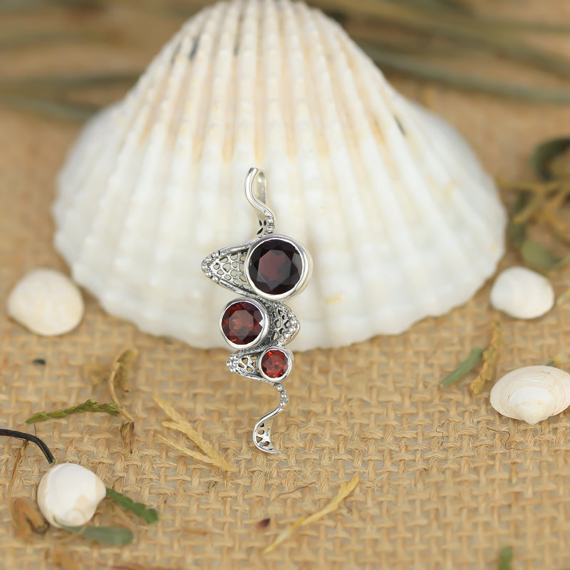Sterling Silver Garnet Pendant SSP52