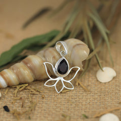 Sterling Silver Garnet Pendant SSP136