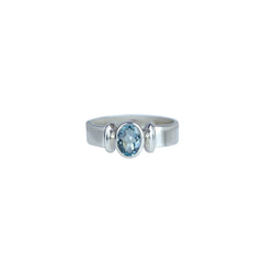 Sterling Silver Blue Topaz Ring SSR106