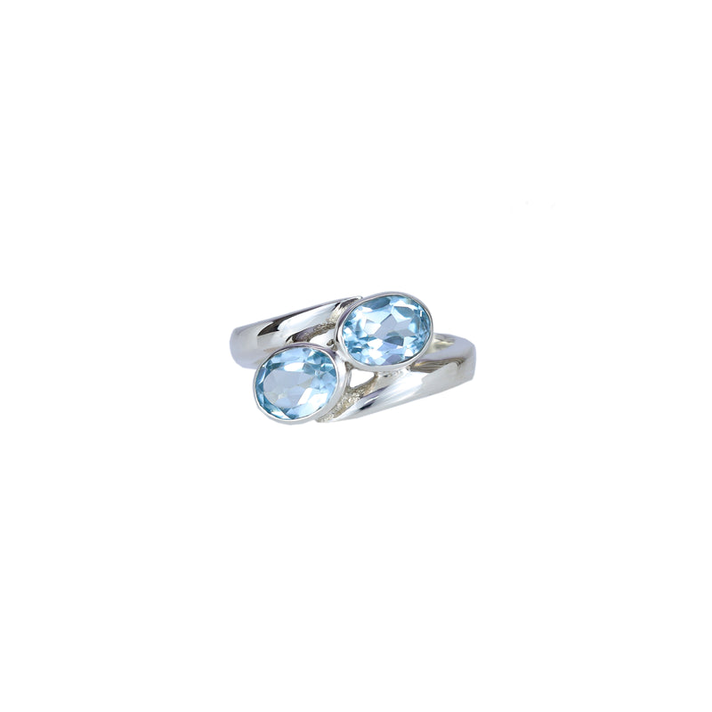 Sterling Silver Blue Topaz Ring SSR149