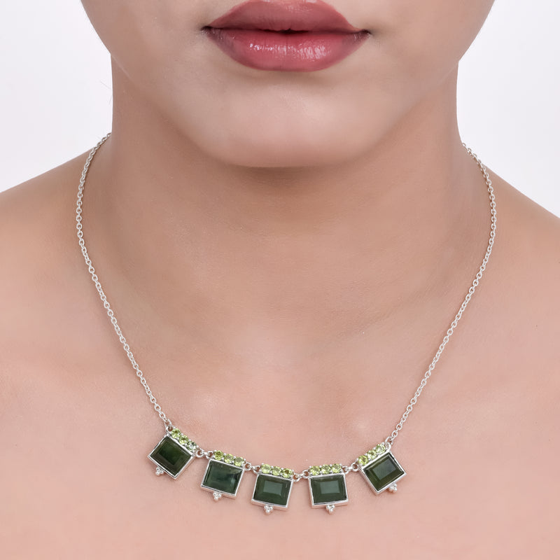 925 Sterling Silver Nephrite jade & peridot Necklace SSN34