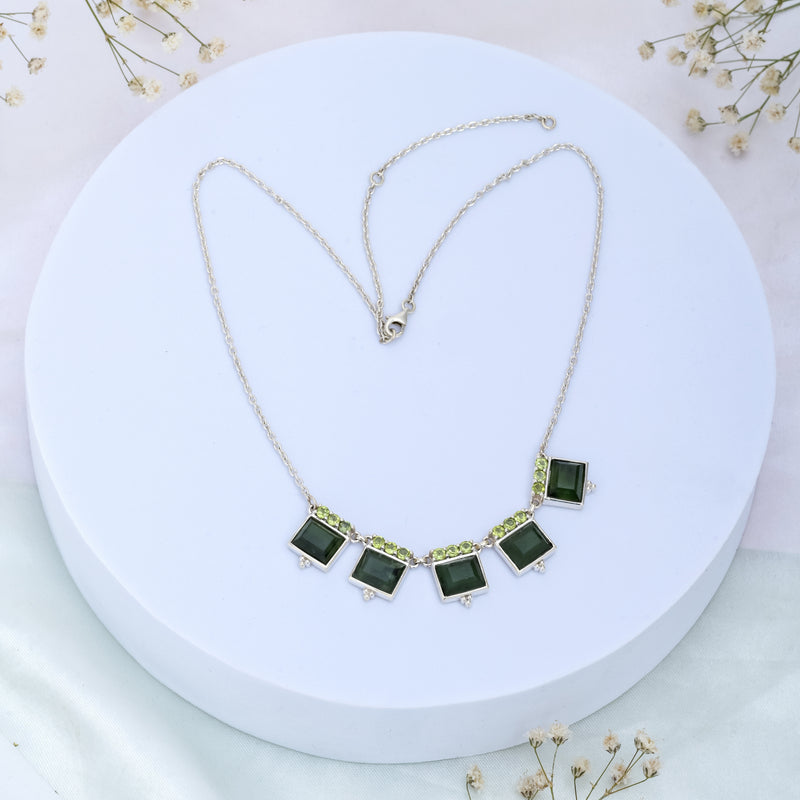 925 Sterling Silver Nephrite jade & peridot Necklace SSN34