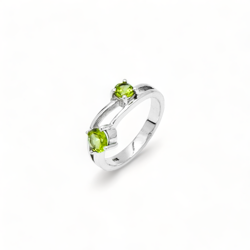 Sterling Silver Peridot Ring SSR143