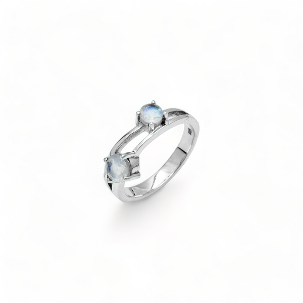 Sterling Silver Moonstone Ring SSR143