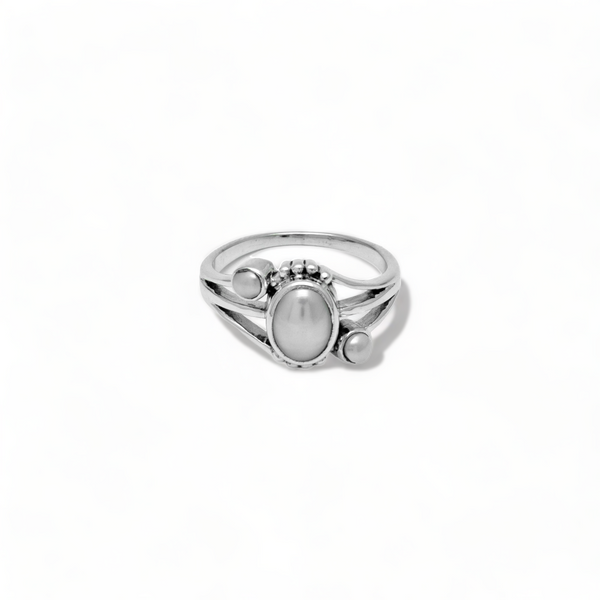 Sterling Silver Pearl Ring SSR198