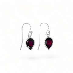Sterling Silver Garnet Earrings SSER87