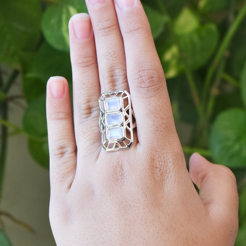 Sterling Silver Moonstone Ring SSR50