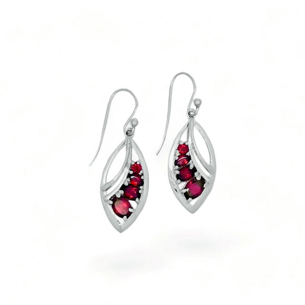 Sterling Silver Garnet Earrings SSER29
