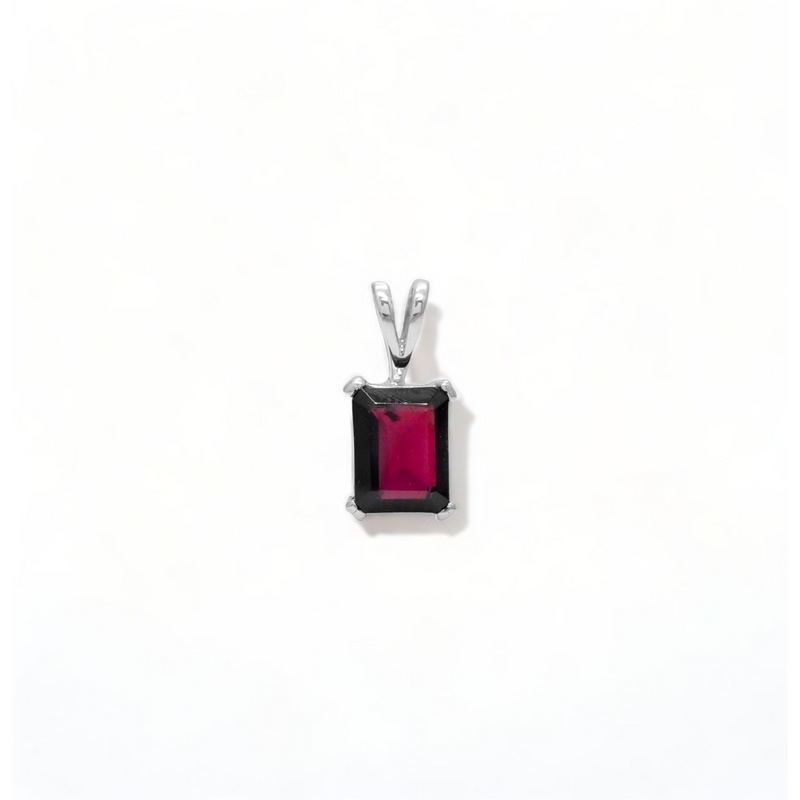 Sterling Silver Garnet Pendant SSP106